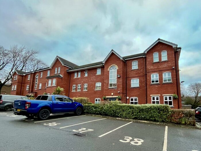 2 Bedroom Flat To Rent In Thomasson Court, Heaton, Bolton, BL1