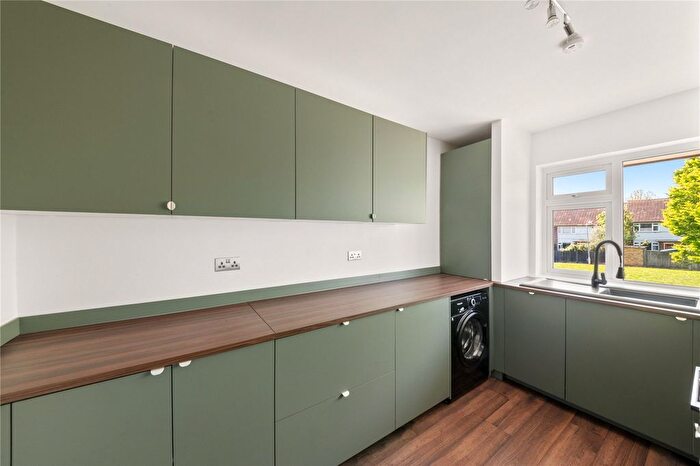 2 Bedroom Maisonette For Sale In Southbourne Gardens, Ruislip, HA4