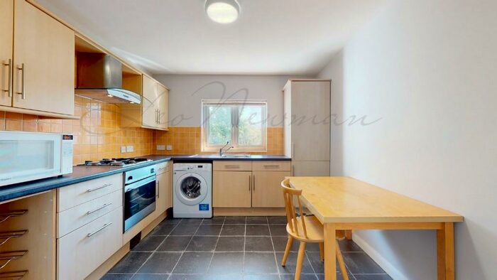 2 Bedroom Flat To Rent In Ambrose Avenue, London, NW11