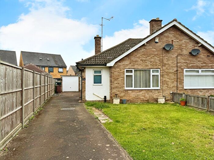 2 Bedroom Bungalow To Rent In Kingsmead Close, Cheltenham, GL51