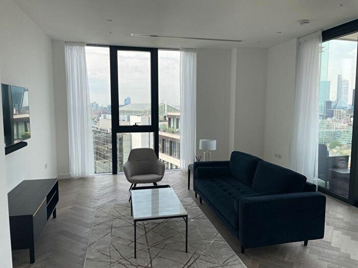 3 Bedroom Flat To Rent In Gauging Square London, E1W