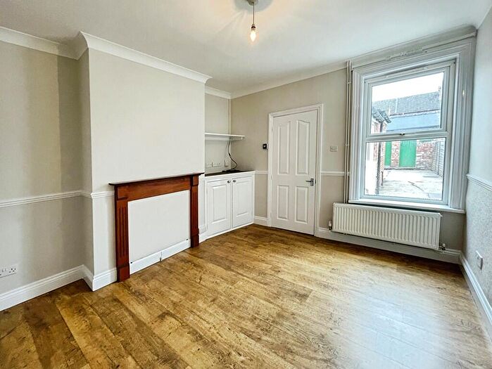 3 Bedroom Terraced House To Rent In Peel Street, Lincoln, LN5