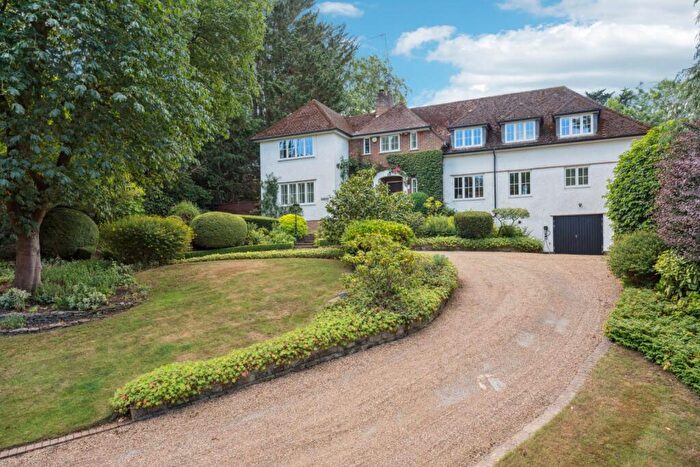 5 Bedroom Detached House For Sale In Main Drive, Gerrards Cross, Buckinghamshire, SL9