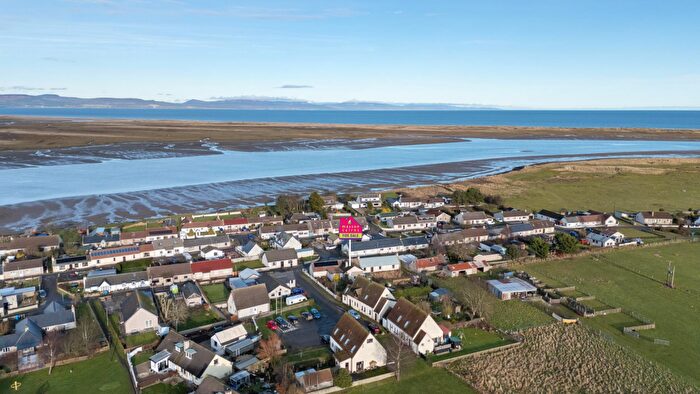 4 Bedroom Semi-Detached Bungalow For Sale In Front Street, Inver, Tain, IV20