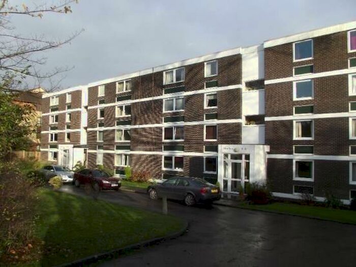 2 Bedroom Apartment To Rent In Elm Close, Bassett, SO16
