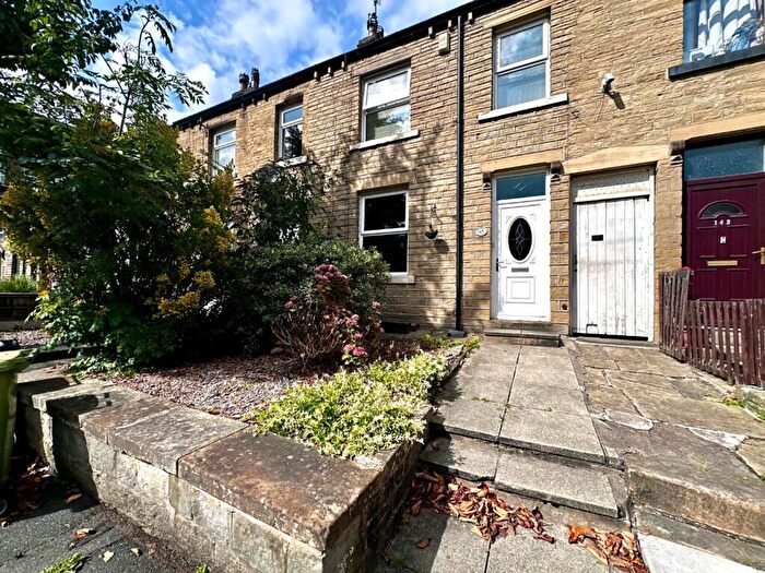 3 Bedroom Terraced House For Sale In Armitage Road, Milnsbridge, Huddersfield, HD3