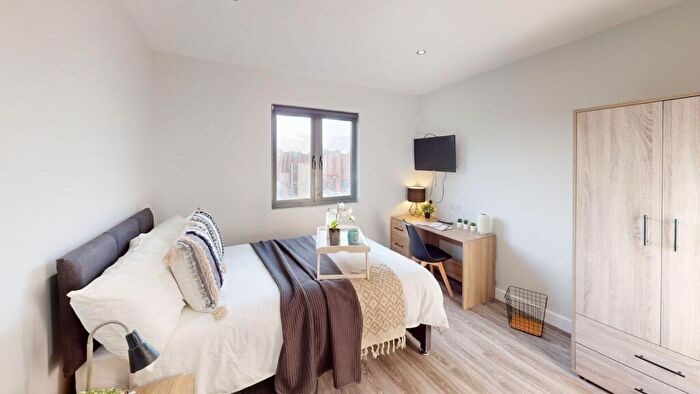 1 Bedroom Flat To Rent In Terrace Street, Nottingham, Nottinghamshire, NG7