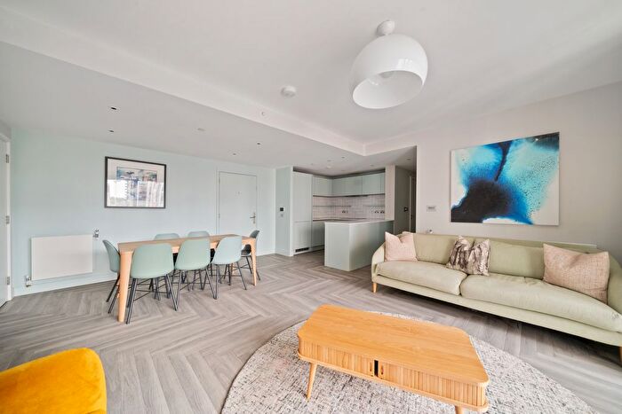 3 Bedroom Flat To Rent In Alameda, Olympic Way, Wembley, HA9