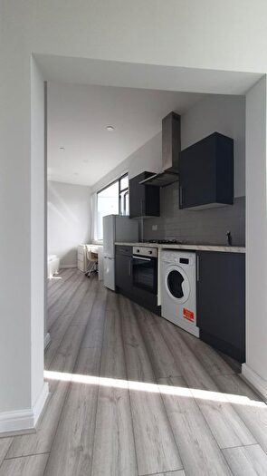 1 Bedroom Studio To Rent In Castle Lane, Cardiff, CF24