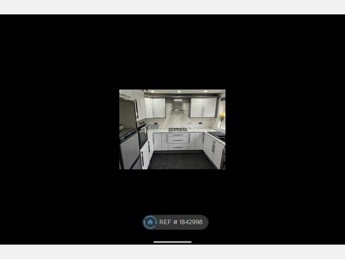 2 Bedroom Semi-Detached House To Rent In Fair Oak Close, Preston, PR2