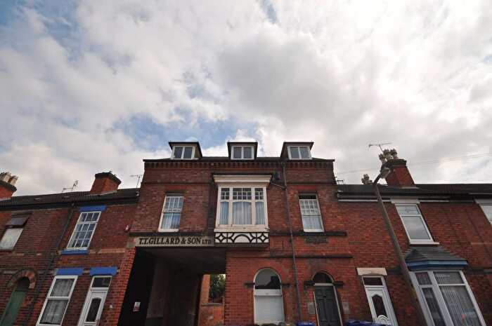 1 Bedroom Flat To Rent In Blackpool Street, Burton-On-Trent, Staffordshire, DE14