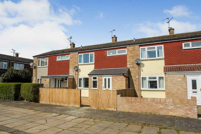 3 Bedroom Terraced House To Rent In Grenville Green, Aylesbury, HP21