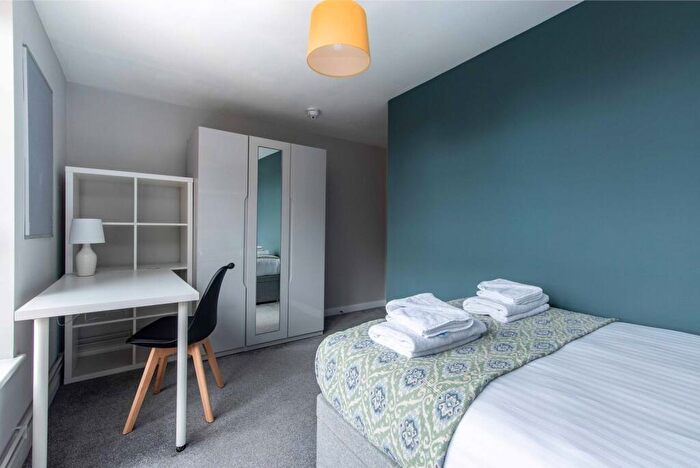 1 Bedroom Flat To Rent In Malin Hill, Nottingham, Nottinghamshire, NG1