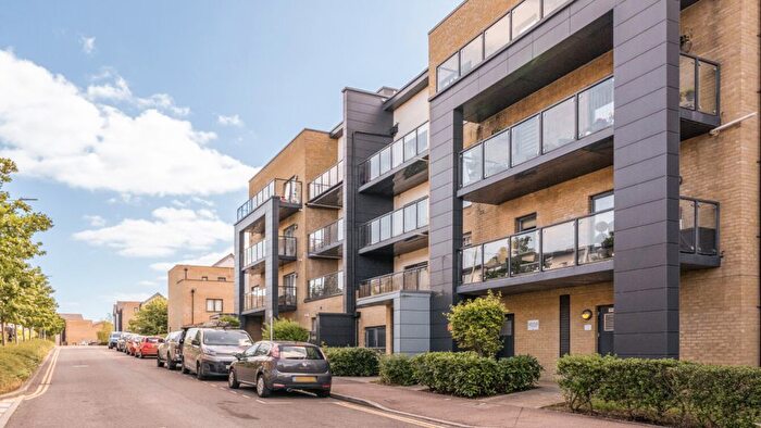 1 Bedroom Flat For Sale In Wild Rose House, Firwood Lane, Romford, RM3