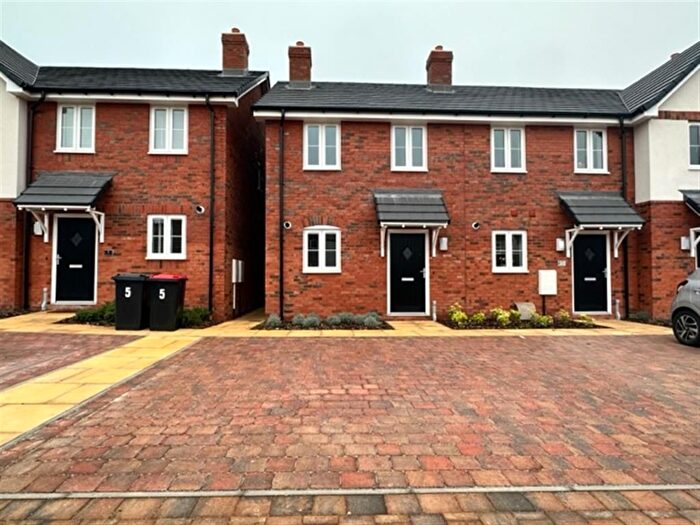 2 Bedroom Property To Rent In Congrave Way, Dordon, Tamworth, B78