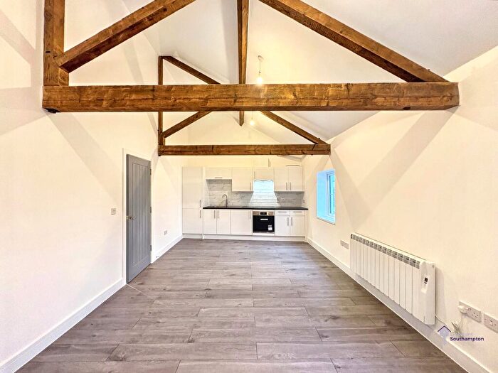 1 Bedroom Flat To Rent In Cox's Lane, Southampton, SO19