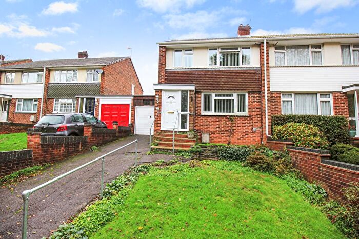 3 Bedroom Semi Detached House For Sale In Alfriston Gardens, Sholing, SO19