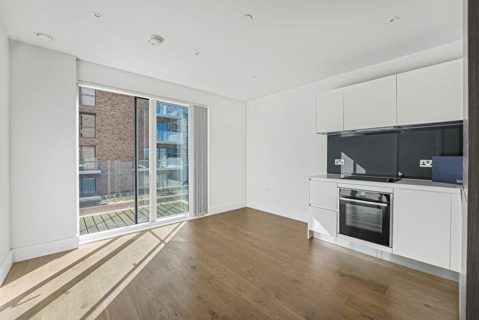 1 Bedroom Flat For Sale In Cottam House Kidbrooke, SE3