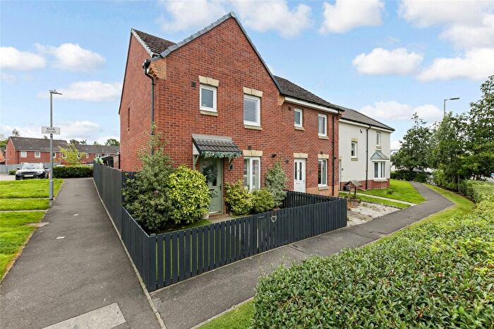 3 Bedroom End Of Terrace House For Sale In Barn Court, Cambuslang, Glasgow, South Lanarkshire, G72