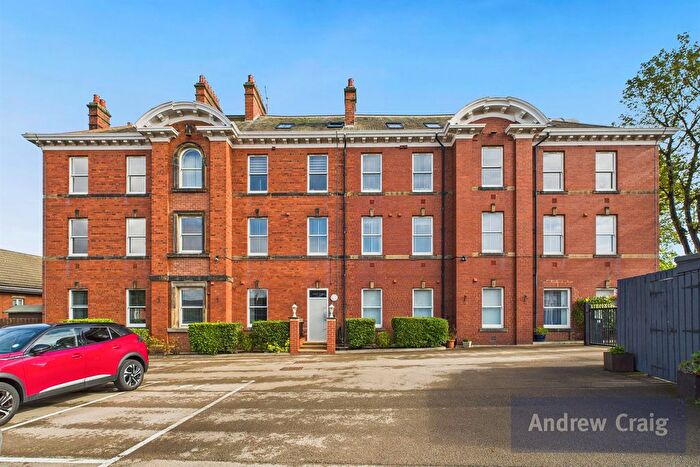 2 Bedroom Flat For Sale In Ingham House, Horsley Hill Road, South Shields, NE33