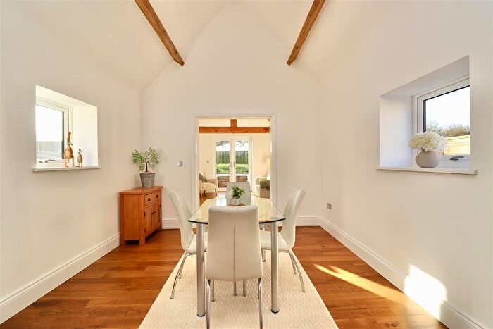 2 Bedroom Barn Conversion For Sale In Driffield Road, Huggate, York, YO42