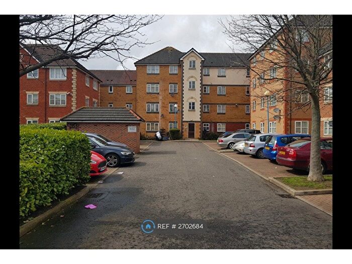 2 Bedroom Flat To Rent In St. Aidans Court, Barking, IG11