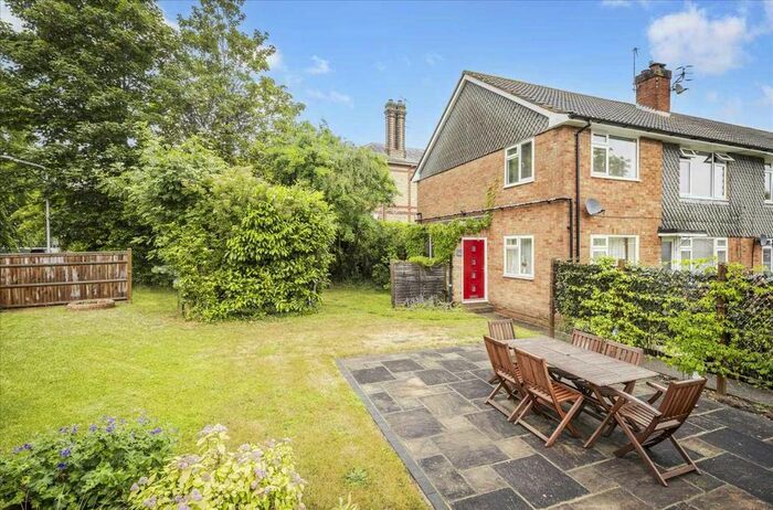 2 Bedroom Maisonette To Rent In Chilston Close, Tunbridge Wells, Tunbridge Wells, TN4