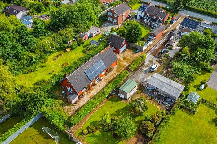 3 Bedroom Detached Bungalow For Sale In Coach Road, Bickerstaffe, Ormskirk, L39