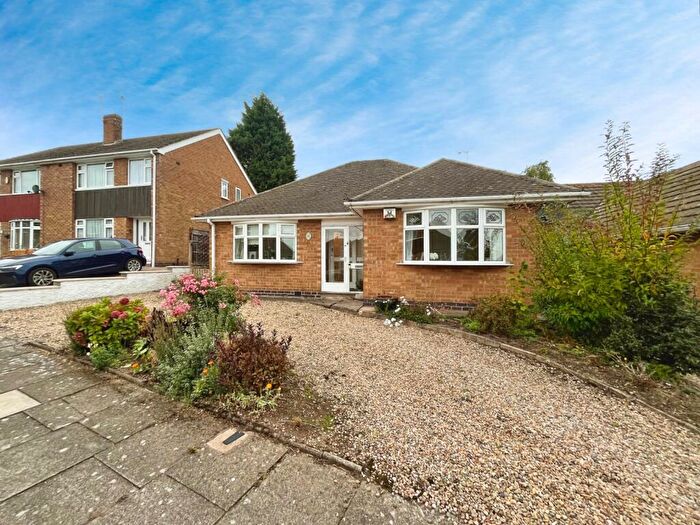 2 Bedroom Bungalow For Sale In Frampton Avenue, Leicester, Leicestershire, LE3