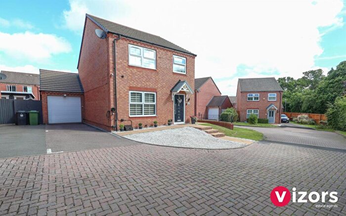 4 Bedroom Detached House For Sale In Kingstone Place, Redditch, B98