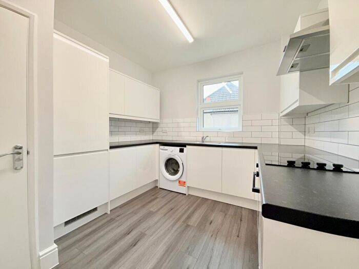 1 Bedroom Flat To Rent In College Road, Bromley, BR1
