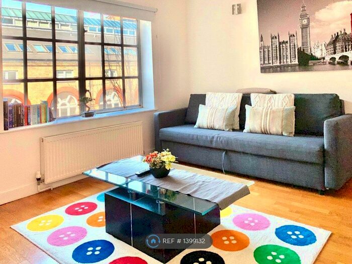 1 Bedroom Flat To Rent In Pump House Close, London, SE16