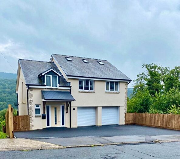 4 Bedroom Detached House For Sale In Graig Road, Godrergraig, Swansea., SA9