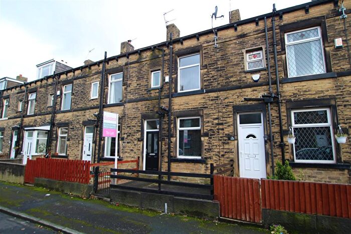 3 Bedroom Terraced House To Rent In Peterborough Terrace, Undercliffe, Bradford, BD2