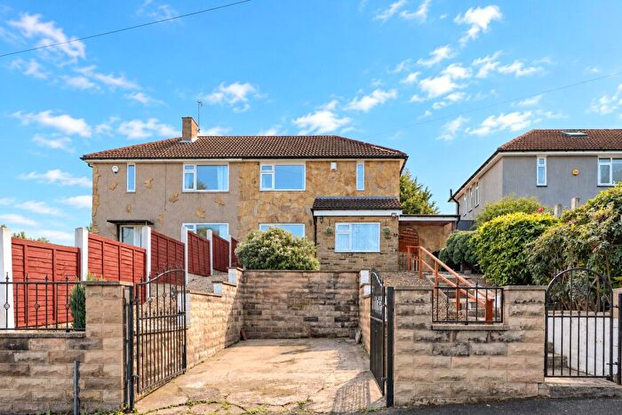 3 Bedroom Semi-Detached House For Sale In Ganners Way, Leeds, West Yorkshire, LS13