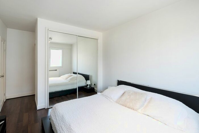 1 Bedroom Flat To Rent In Warwick Gardens, London, W14