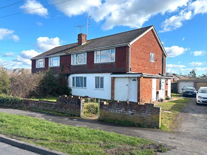 2 Bedroom Maisonette To Rent In Hollybank Road, Hythe, Southampton, Hampshire, SO45