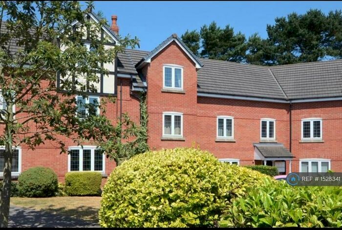 1 Bedroom Flat To Rent In Lister Grove, Blythe Bridge, Stoke-On-Trent, ST11