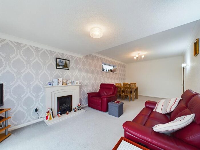 2 Bedroom Detached Bungalow For Sale In Lea Drive, Mickleover, DE3