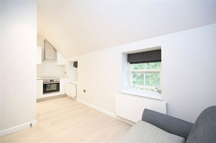 1 Bedroom Flat To Rent In Penton Street, Barnsbury, London, N1
