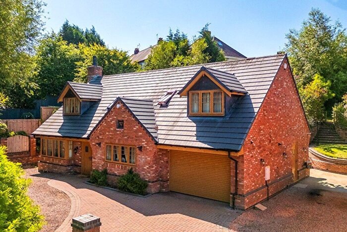 4 Bedroom Detached House For Sale In Cowley Drive, Dudley, West Midlands, DY1