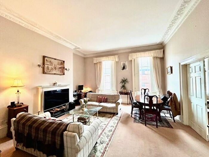 2 Bedroom Apartment To Rent In Kings Buildings, Chester, CH1