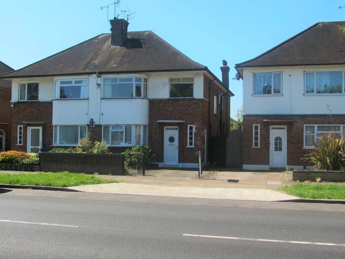 2 Bedroom Maisonette To Rent In The Ridgeway, North Harrow, Middlesex, HA2