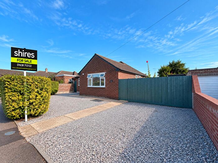 3 Bedroom Detached Bungalow For Sale In Warren Close, Lakenheath, Brandon, IP27