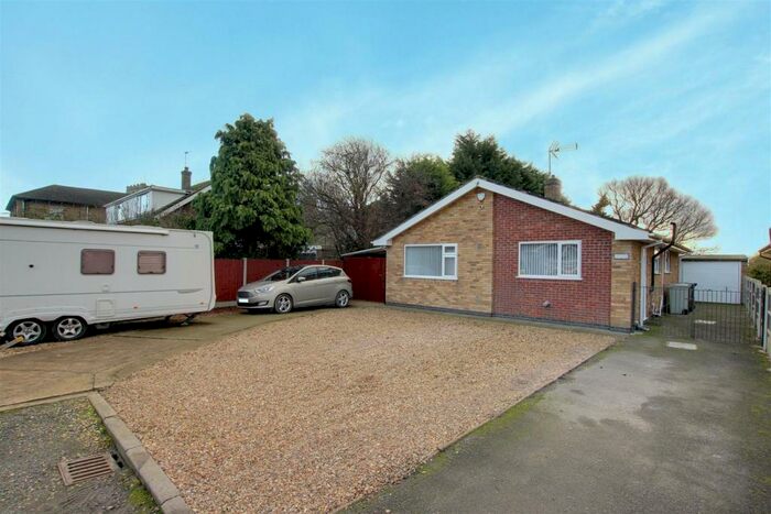 3 Bedroom Detached Bungalow For Sale In West End, Hogsthorpe, Skegness, PE24