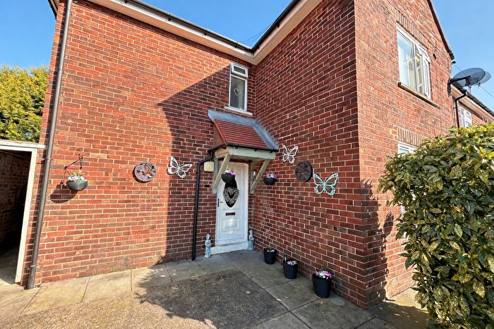 3 Bedroom Semi-Detached House For Sale In Hazelhurst Road, Ribbleton, Preston, PR2