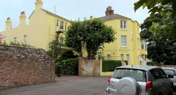 2 Bedroom Apartment To Rent In The Beach, Walmer, CT14