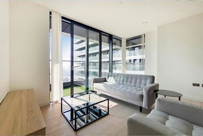 2 Bedroom Apartment To Rent In Bagshaw Building, The Wardian, E14