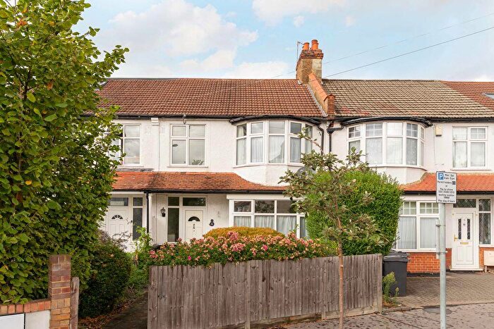 3 Bedroom Terraced House For Sale In Highbarrow Road, Addiscombe, CR0