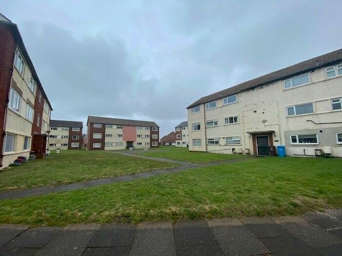 2 Bedroom Flat To Rent In Lindsay Court, New Road, Lytham St. Annes, Lancashire, FY8